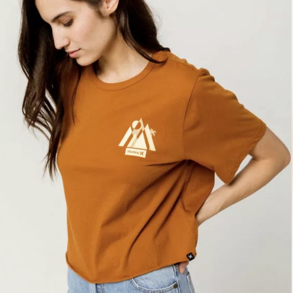 HURLEY Scene Out Womens Crop Tee- BURNT ORANGE SIZE MEDIUM